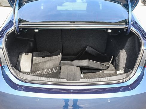 Used 2022 Chevrolet Malibu LT FWD image 25