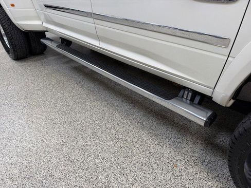 Used 2017 RAM 3500 Laramie Longhorn image 51