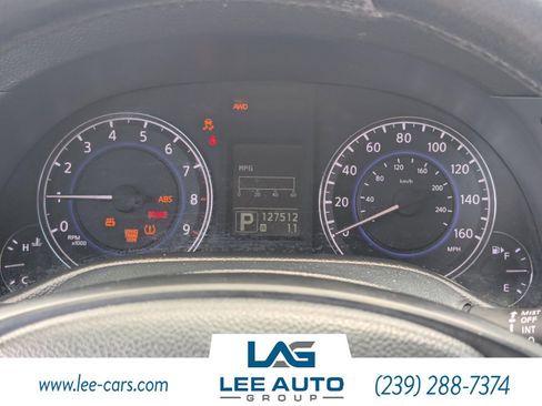 Used 2011 INFINITI G37 x w/ Premium Pkg image 24