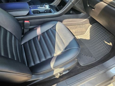 Used 2019 Ford Fusion SEL FWD image 16