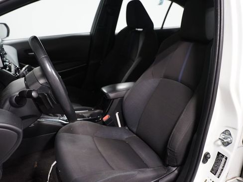 Used 2020 Toyota Corolla SE FWD image 6