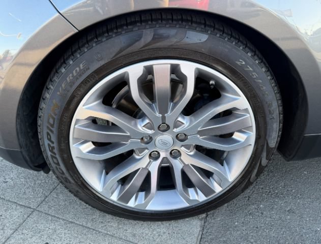Used 2017 Land Rover Range Rover Sport HSE AWD/4WD image 32