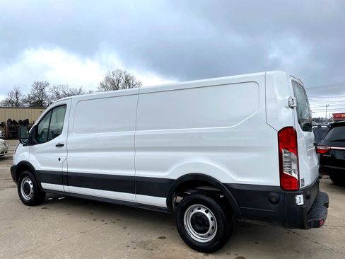 Used 2019 Ford Transit 250 148 Low Roof image 5
