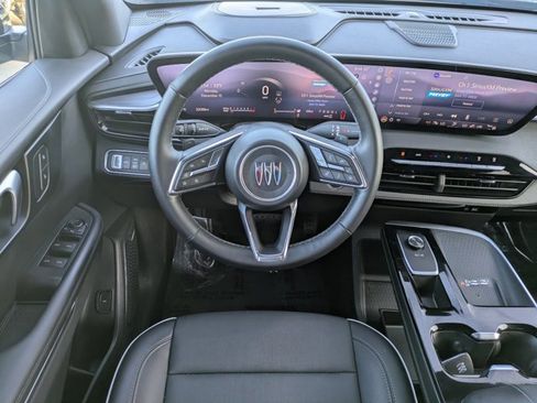Used 2025 Buick Enclave Preferred image 14