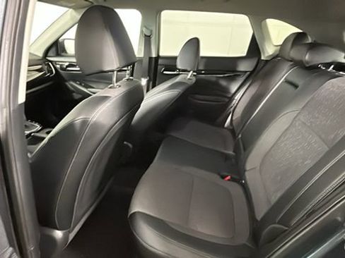 Used 2025 Kia Seltos S AWD/4WD image 27