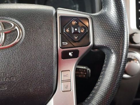 Used 2021 Toyota 4Runner SR5 Premium image 16