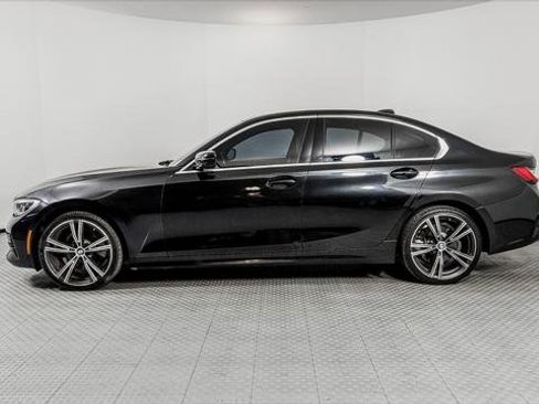 Used 2020 BMW 330i xDrive Sedan w/ Convenience Package image 3