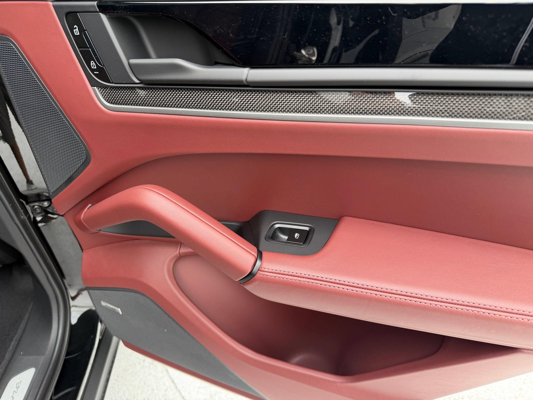 Certified 2026 Porsche Cayenne AWD/4WD image 20