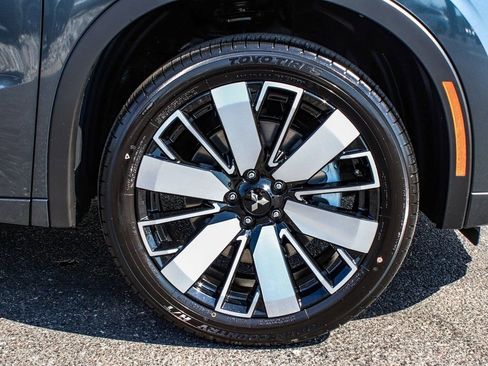 New 2025 Mitsubishi Outlander SEL image 7