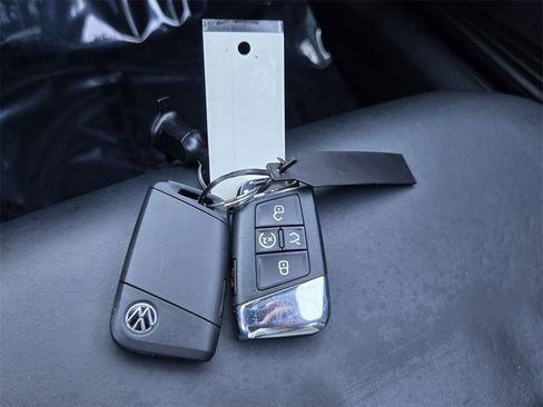 Used 2023 Volkswagen Arteon SEL image 25