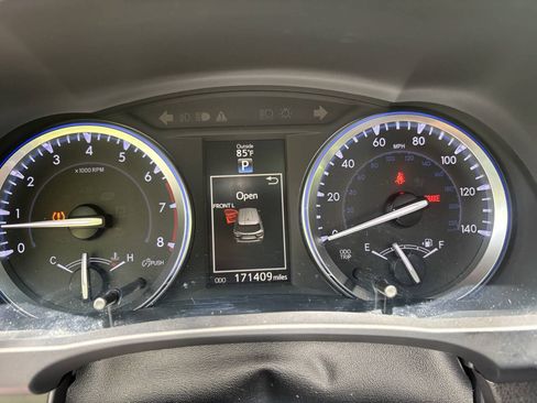 Used 2016 Toyota Highlander XLE FWD image 28