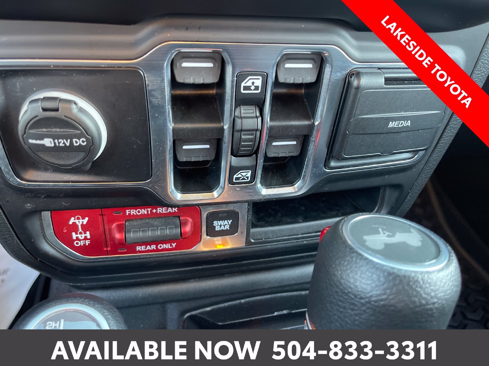 Used 2023 Jeep Wrangler Unlimited Rubicon 4xe AWD/4WD image 31