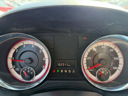 Used 2019 Dodge Grand Caravan SXT FWD image 16