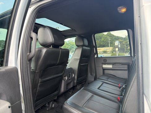 Used 2016 Ford F250 Lariat w/ Lariat Ultimate Package AWD/4WD image 11