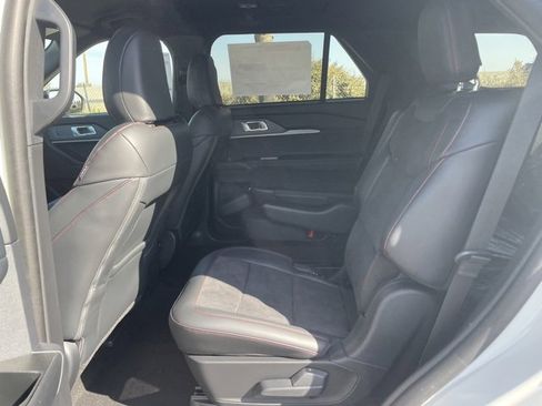 New 2025 Ford Explorer ST image 22