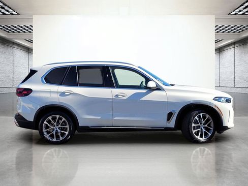 Used 2026 BMW X5 xDrive40i AWD/4WD image 6