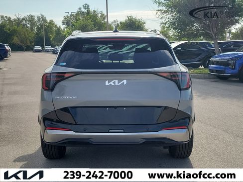 New 2026 Kia Sportage SX FWD image 5