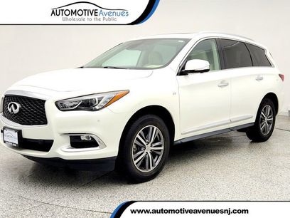 Used 2020 INFINITI QX60 Luxe w/ Essential Package