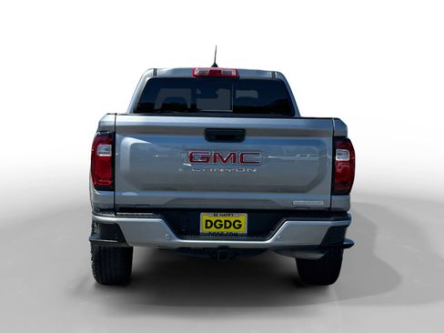 Used 2024 GMC Canyon Elevation w/ Convenience Package RWD image 4