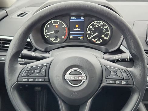 Used 2025 Nissan Altima 2.5 S FWD image 15