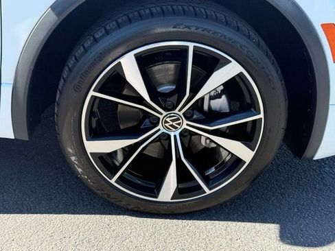 Used 2022 Volkswagen Tiguan SEL R-Line AWD/4WD image 29