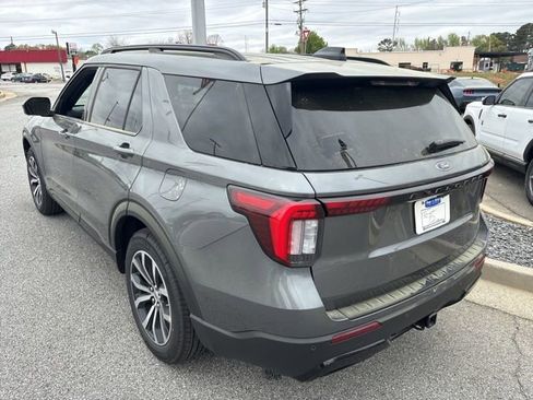 New 2026 Ford Explorer ST-Line image 6