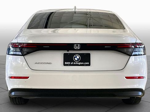 Used 2024 Honda Accord EX image 4