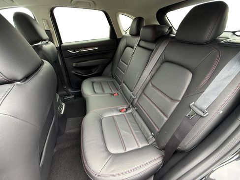 New 2025 MAZDA CX-5 Carbon Edition image 16