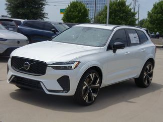 New 2026 Volvo XC60 B5 Ultra w/ Protection Package Premier video 2