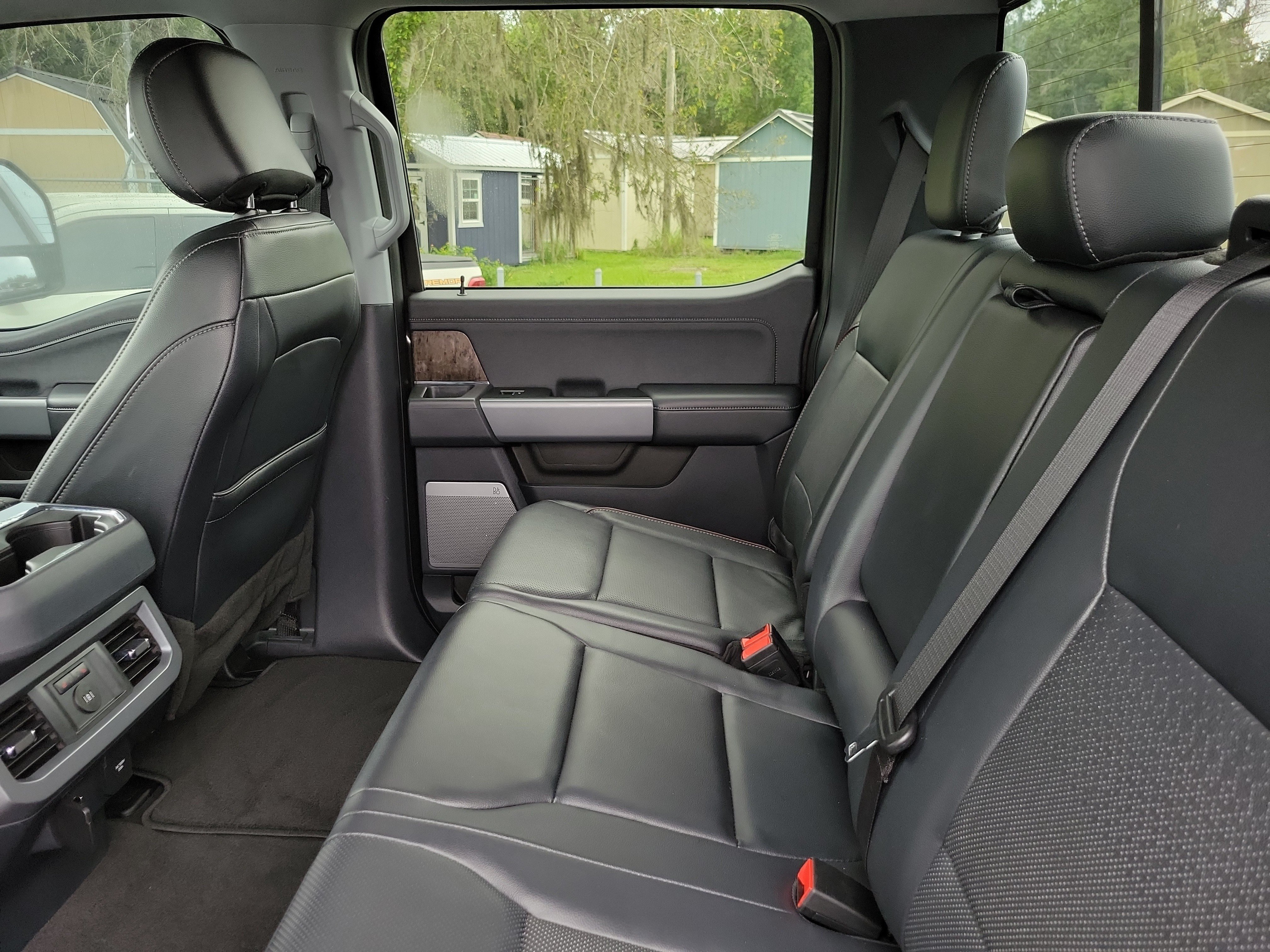 Used 2024 Ford F250 Lariat w/ Lariat Ultimate Package AWD/4WD image 19