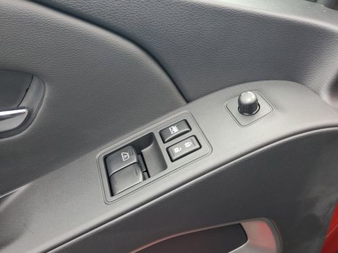 New 2025 Nissan Frontier SV image 15