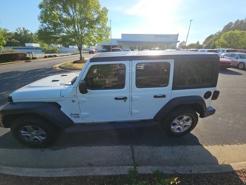 Used 2020 Jeep Wrangler Unlimited Sport S AWD/4WD image 1