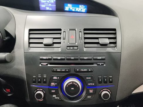 Used 2013 MAZDA MAZDA3 i Touring FWD image 13