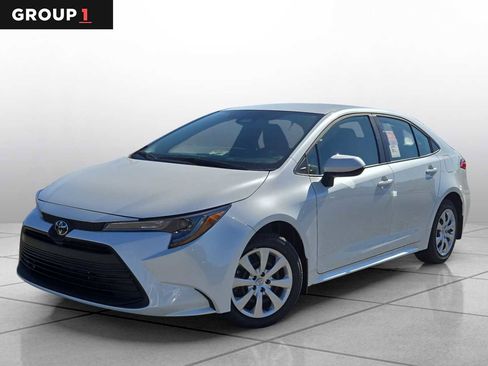 New 2026 Toyota Corolla LE image 1