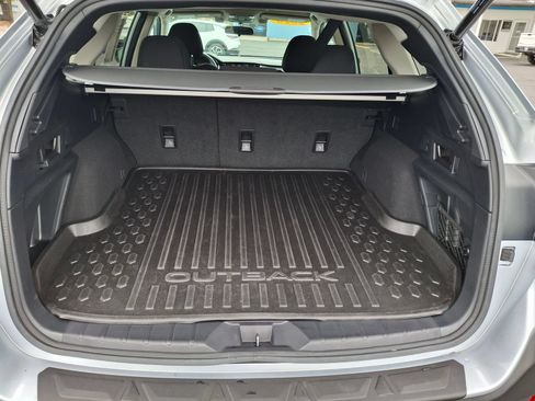 Used 2020 Subaru Outback Premium AWD/4WD image 19