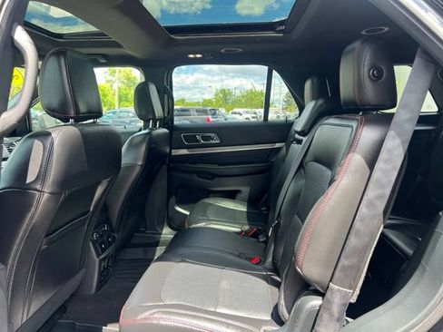 Used 2018 Ford Explorer Sport w/ Equipment Group 401A AWD/4WD image 20
