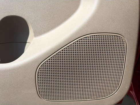 Certified 2017 Nissan Frontier SV w/ SV Value Truck Package image 19