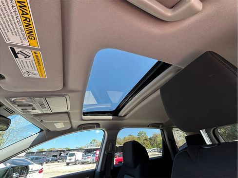 Used 2022 Honda CR-V EX image 32