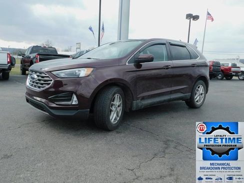 Used 2022 Ford Edge SEL w/ Convenience Package image 4