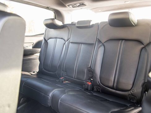 Used 2022 Jeep Wagoneer Series II w/ Premium Group I image 34