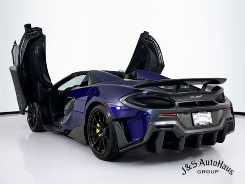 Used 2020 McLaren 600LT Spider RWD image 5