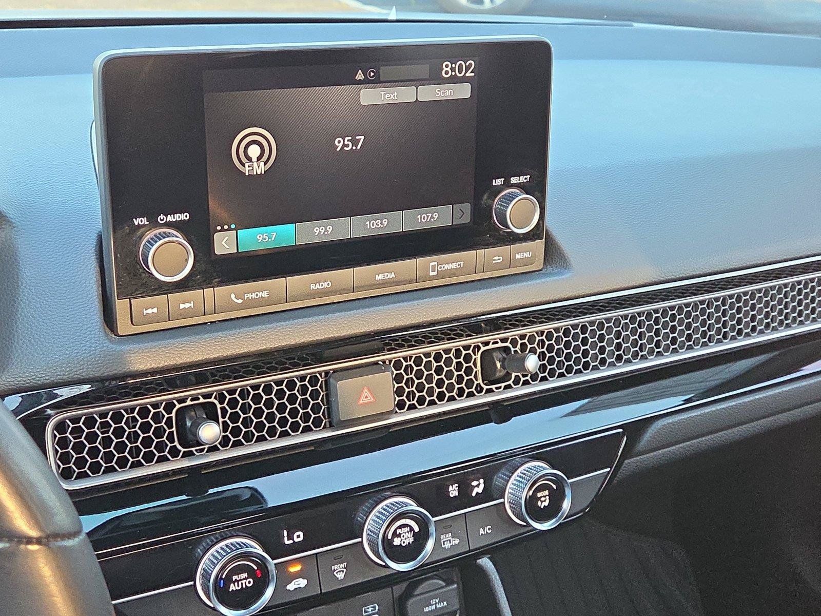 Used 2025 Honda Civic Sport image 6