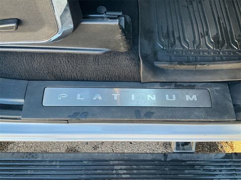 Used 2024 Ford F450 Platinum w/ FX4 Off-Road Package image 18