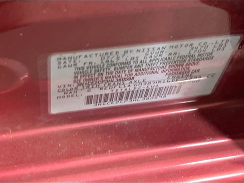 Used 2017 Nissan Versa Note SV image 29