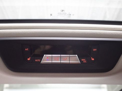 Used 2027 BMW X7 xDrive40i AWD/4WD image 52