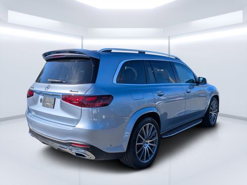Used 2026 Mercedes-Benz GLS 450 4MATIC image 6