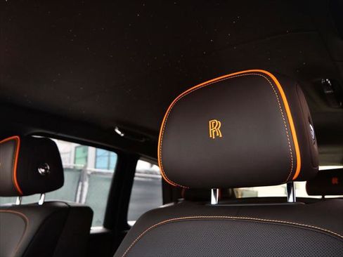Certified 2022 Rolls-Royce Cullinan Black Badge AWD/4WD image 10