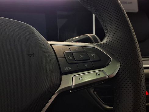 New 2026 Volkswagen Tiguan SE R-Line image 18