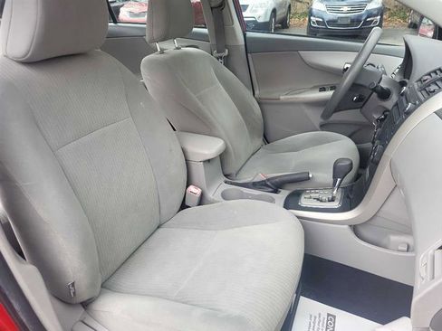 Used 2010 Toyota Corolla image 10