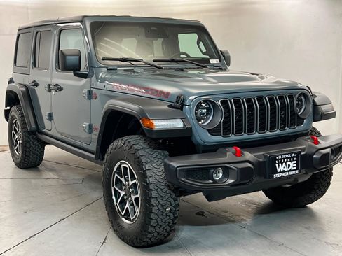 Certified 2026 Jeep Wrangler Unlimited Rubicon AWD/4WD image 7